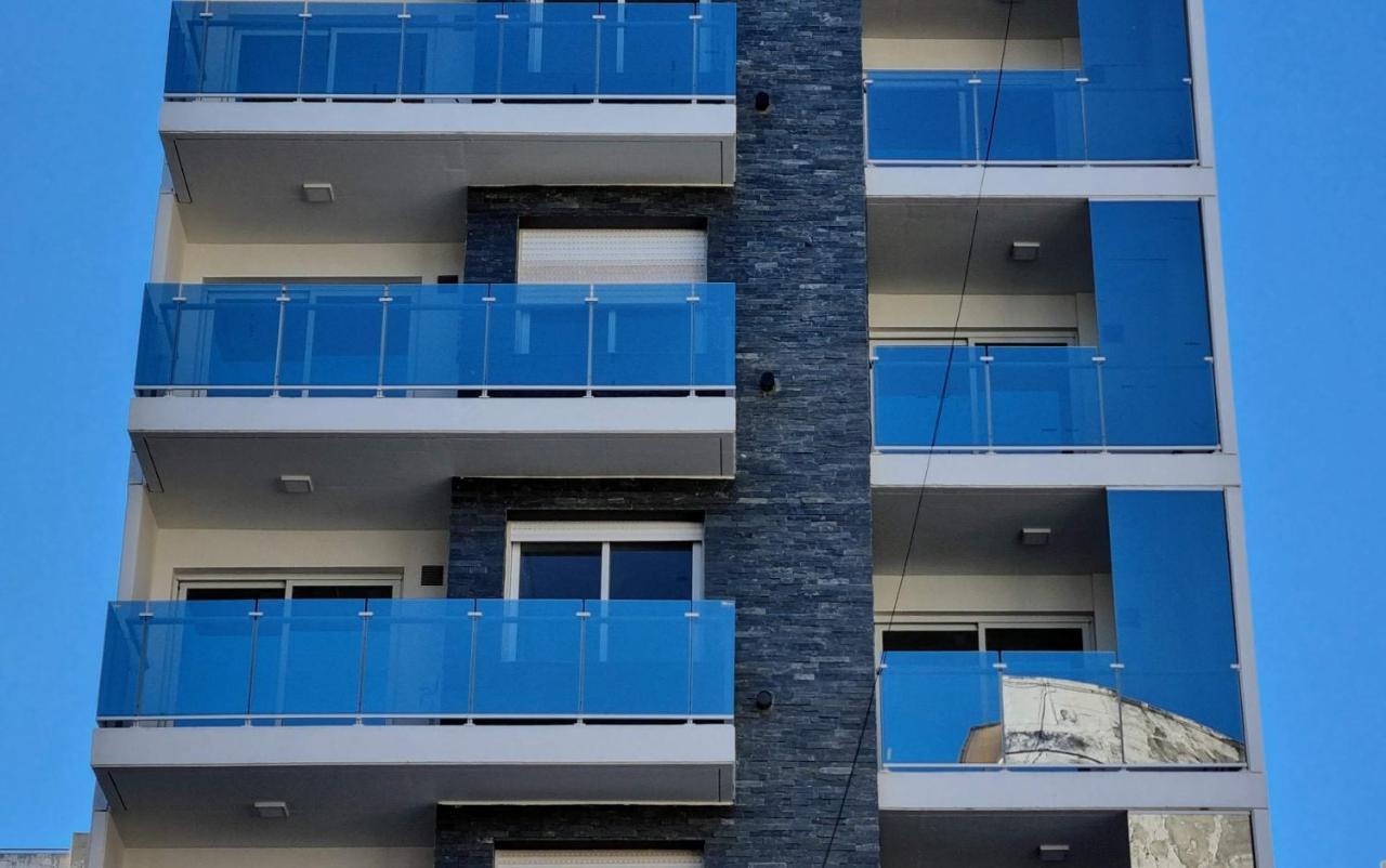 Depto. A Pasos Del Monumento Apartment Rosario
